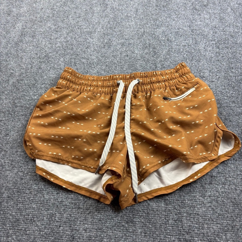 Vuori Women's Athletic Shorts in Brown and White